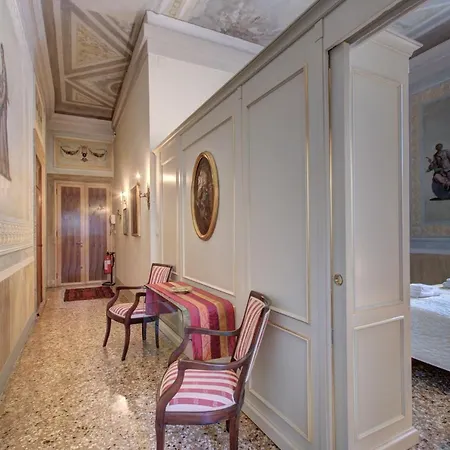 Apartment Doge Stair, Gorgeous - Bbc Grand 2024 Tour Recorded Here!