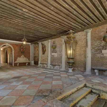 Apartment Doge Stair Venedig