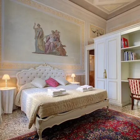 Doge Stair Apartment Venedig