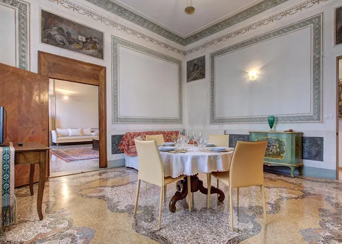 Apartmán Doge Stair, Gorgeous - Bbc Grand 2024 Tour Recorded Here!