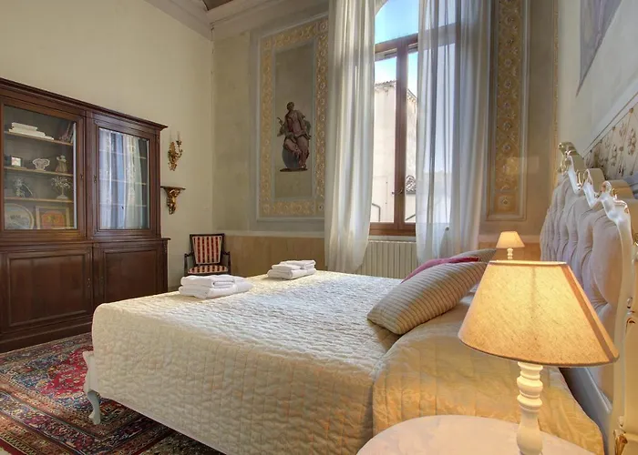 Doge Stair, Gorgeous - Bbc Grand 2024 Tour Recorded Here! Apartmán *