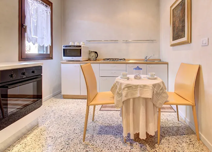 Doge Stair, Gorgeous - Bbc Grand 2024 Tour Recorded Here! Apartmán